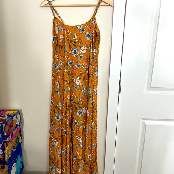 Love, Fire Floral Maxi Dress, Yellow Size Medium - Picture 5 of 9